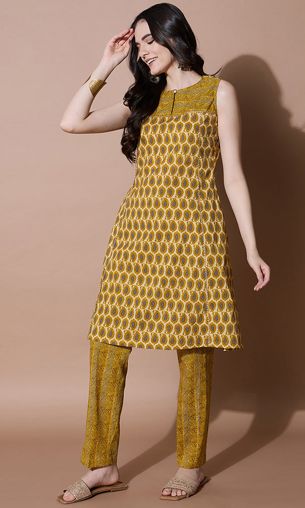 SLEEVELESS GOLDEN COTTON SUIT SET FOR WOMEN