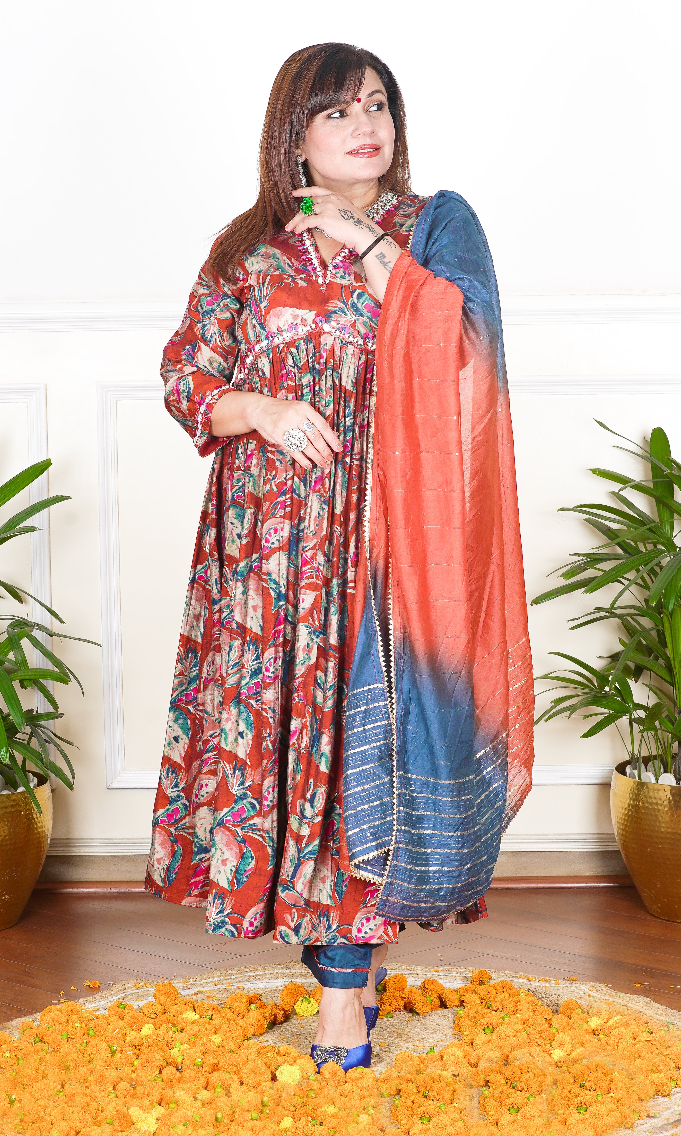 MULTICOLOURED FLORAL PRINTED EMBROIDERED KURTA FOR WOMEN